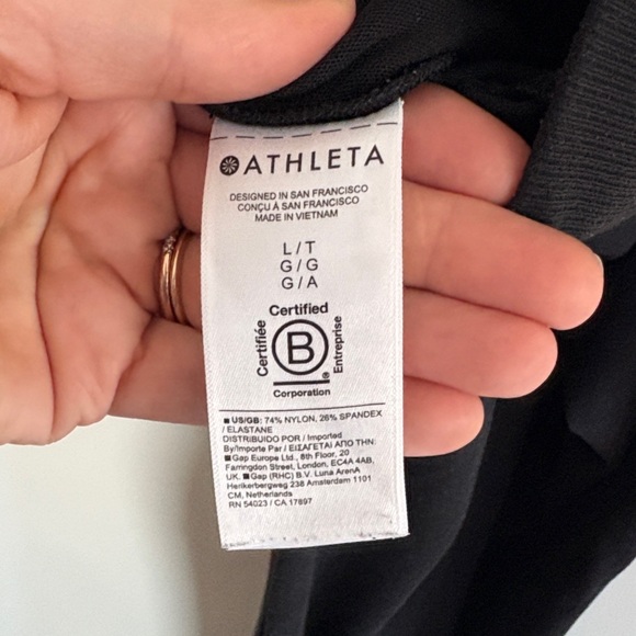 Athleta Venice Flare Pant in Black size Large Tall Women’s Activewear - Picture 7 of 8